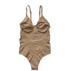 Skims S/M Sculpting Thong Compression Slimming Bodysuit Light Mica NWOT $70